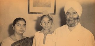 बचपन में कुछ इस प्रकार नज़र आते थे सुनील ग्रोवर और नवजोत सिंह सिधू , यहाँ देखें द कपिल शर्मा शो के सभी कलाकारों की बचपन की तस्वीरें see childhood pictures of all the artists of the Kapil Sharma show.