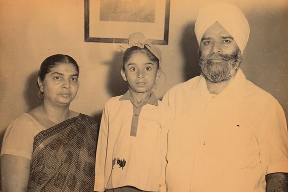 बचपन में कुछ इस प्रकार नज़र आते थे सुनील ग्रोवर और नवजोत सिंह सिधू , यहाँ देखें द कपिल शर्मा शो के सभी कलाकारों की बचपन की तस्वीरें see childhood pictures of all the artists of the Kapil Sharma show.