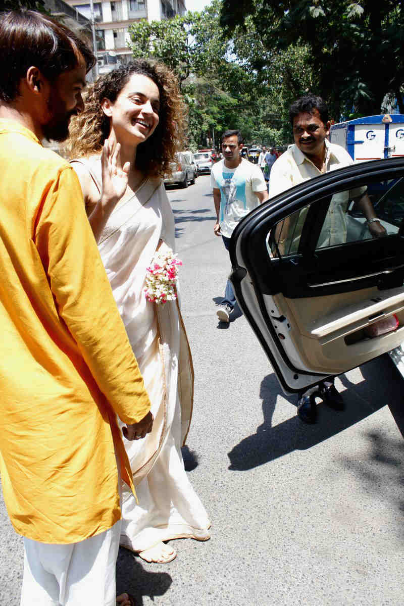  Kangna Ranaut reached the house of a friend to celebrate Navaratri festival