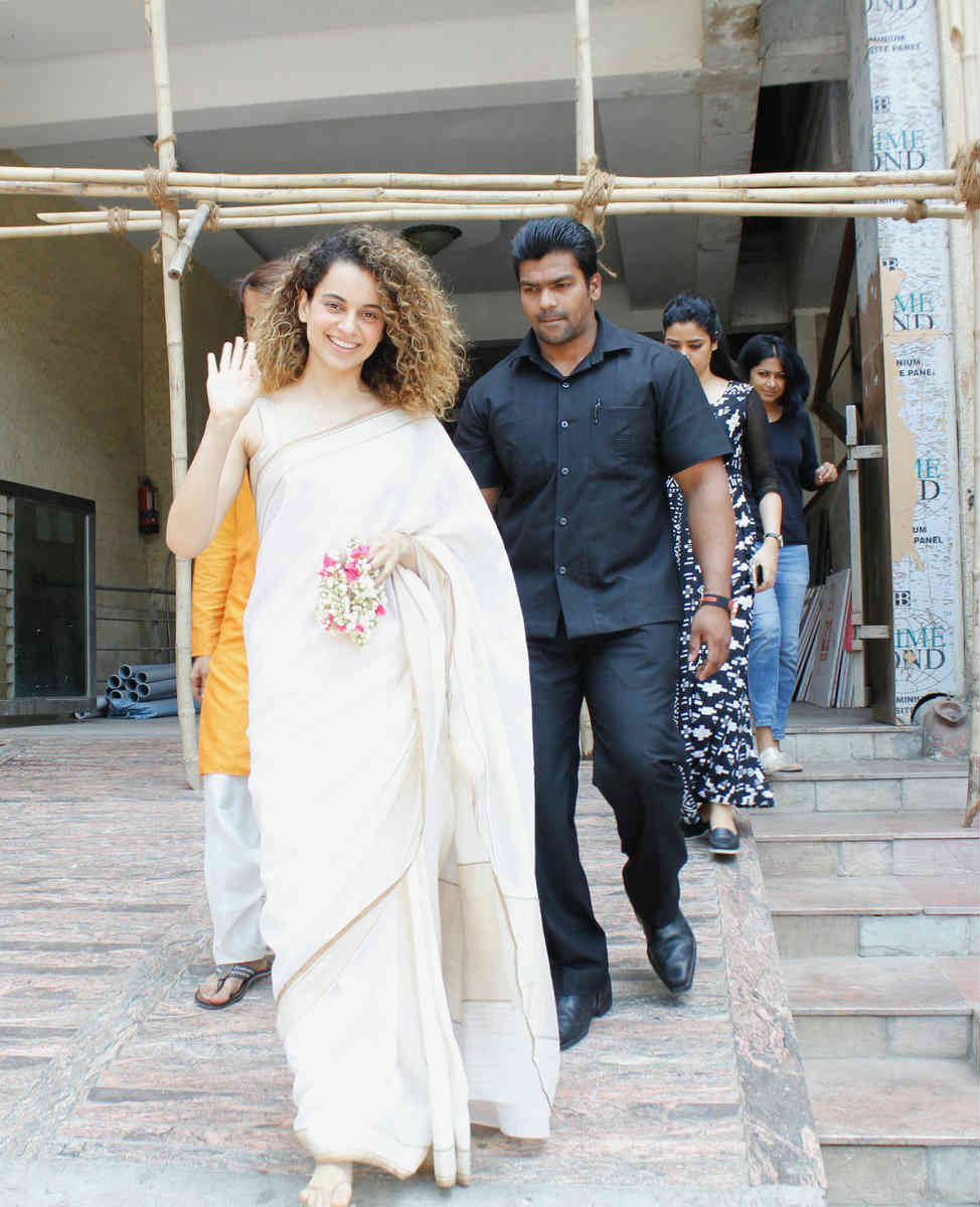  Kangna Ranaut reached the house of a friend to celebrate Navaratri festival