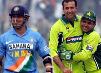 सचिन का विकेट लेने वाला यह पाकिस्तानी खिलाडी आज मज़बूरी में आकर सड़कों पर चला रहा है टैक्सी Pakistani player, who once taken Sachin's wicket