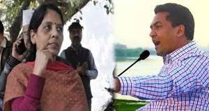 कपिल की तरफ से उनकी मां तो केजरीवाल की बीवी आई सामने Kejriwal's wife came face to face with Kapil's mother
