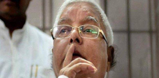 इनकम टैक्स की छापेमारी में बुरे फंसे लालू, कभी सहयोगी दलों पर तंज कसा कभी दिखाया भरोसा. income tax raids on lalu's premises