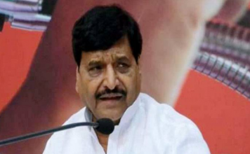 आखिरकार टूट ही गयी सपा. मुलायम सिंह को साथ लेकर शिवपाल बनायेगें नयी पार्टी. Shivpal will make a new party.