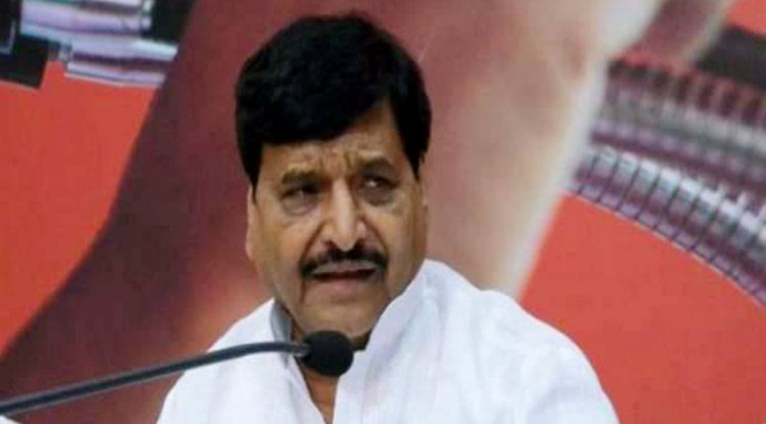 आखिरकार टूट ही गयी सपा. मुलायम सिंह को साथ लेकर शिवपाल बनायेगें नयी पार्टी. Shivpal will make a new party.