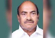 सांसद ने किया एअरपोर्ट में हंगामा , तोड़े प्रिंटर्स कर्मचरियों से की बदसलूकी mp created ruckus at airport