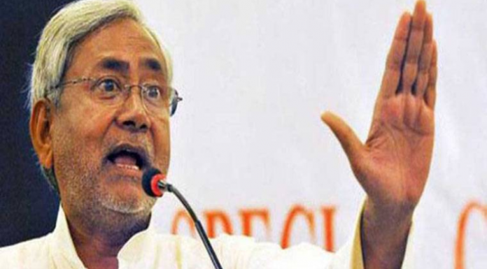 टॉपर घोटाले पर नीतीश कुमार ने तोड़ी चुप्पी. शिक्षा में बताई सुधार की गुंजाइश. Nitish Kumar talked on topper scam