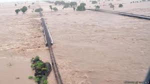 High alert in many areas of Gujarat; 75 killed in floods