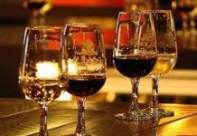 अब शराब खरीदने के लिए आधार दिखाना जरूरी aadhar compulsory for buying liquor