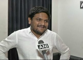 सीडी मामला : हार्दिक अब बड़ा हो गया हैं , उसे बदनाम करने में करोडो खर्च होते हैं hardik patel cd case