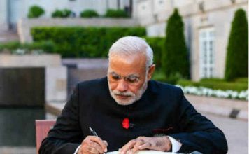 गुजरात चुनाव : पीएम ने लिखी गुजरातियों के लिए चिट्ठी ,कहा जाल में ना फसे pm wrote a letter for gujratis