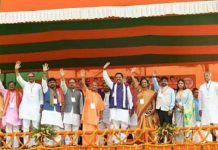 इन वजहों से गोरखपुर में ढह गया बीजेपी का अजेय किला For these reasons, the unstoppable fort of BJP collapsed in Gorakhpur