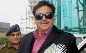 कांग्रेस में शामिल हो सकते है बीजेपी के स्टार नेता शत्रुघ्न सिन्हा, की कांग्रेस नेताओ की तारीफ BJP star leader Shatrughan Sinha can join congress
