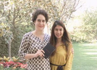 प्रियंका गाँधी को अपनी किताब गिफ्ट करने से सोशल मीडिया में ट्रोल हुई गुरमेहर कौर Gurmeher Kaur trolled on social media by gifting her book to Priyanka Gandhi