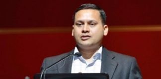 चुनाव आयोग से पहले तारीख बताने पर फसे मालवीय ने दी सफाई, नकवी ने कांग्रेस पर लगाया आरोप bjp it cell head Malviya in trouble