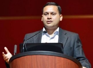 चुनाव आयोग से पहले तारीख बताने पर फसे मालवीय ने दी सफाई, नकवी ने कांग्रेस पर लगाया आरोप bjp it cell head Malviya in trouble