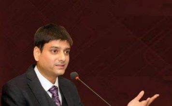 एक और बैंक घोटाला, 14 बैंको से एक हजार करोड़ लेकर विदेश भागा कारोबारी Another bank scam of 1000 crores