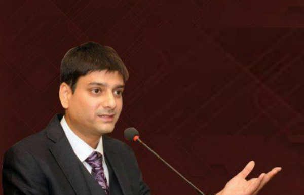 एक और बैंक घोटाला, 14 बैंको से एक हजार करोड़ लेकर विदेश भागा कारोबारी Another bank scam of 1000 crores