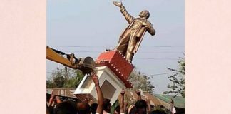 Statue of Vladimir Lenin dropped in Tripura as soon as BJP came to power in tripura