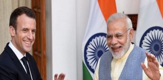 पीएम ने वाराणसी में किया 800 की योजनाओं का शिलान्यास, फ्रेच राष्ट्रपति ने बांधे मोदी के तारीफों के पुल Prime Minister laid the foundation stone of 800 plans in Varanasi