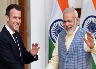 पीएम ने वाराणसी में किया 800 की योजनाओं का शिलान्यास, फ्रेच राष्ट्रपति ने बांधे मोदी के तारीफों के पुल Prime Minister laid the foundation stone of 800 plans in Varanasi