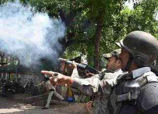 भारत बंद के समीकरण बीजेपी के खिलाफ, गिर सकती है सरकार Bharat bandh a big trouble for BJP govt