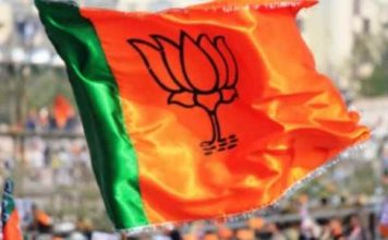 सिद्द्धारमैया के हिन्दू वाले बयान पर बीजेपी का पलटवार, बीजेपी का चुनाव प्रचार तेज BJP's remarks against Siddaramaiah's Hindu statement