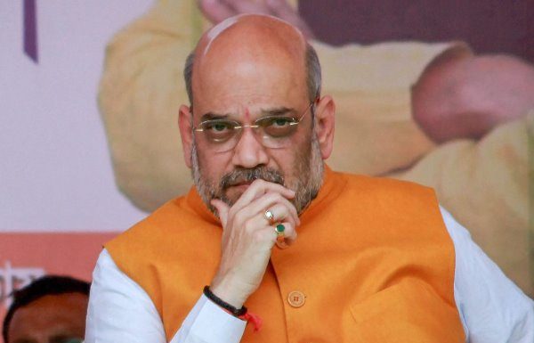राहुल के संविधान बचाओ पर अमित शाह का पलटवार amit shah attacked rahul on save constitution campaign