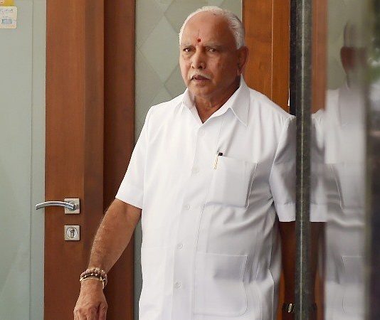 एक के बाद ऑडियो टेप आ रहे है सामने, येदुरप्पा ने दी कांग्रेस विधायको को धमकी और लालच Yeddyurappa gave threat to Congress legislators