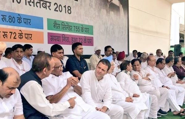 गहलोत ने बीजेपी पर कसा तंज, जब गठबंधन टिकेगा ही नहीं तो उन्हें चिंता क्यों हो रही है Gehlot's taunt on BJP, when the alliance will not last, then why are they worried