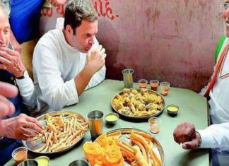 क्या सच में राहुल गाँधी ने खाया नॉन-वेज, जानिये वायरल हो रही खबर की सच्चाई has rahul gandhi eaten non veg