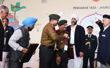 कारगिल वार: कैसे एक सिक्के ने बचाई इस वीर जवान की जान, सुनिए उनकी जुबानी Kargil war: how a coin saved the life of this brave young man