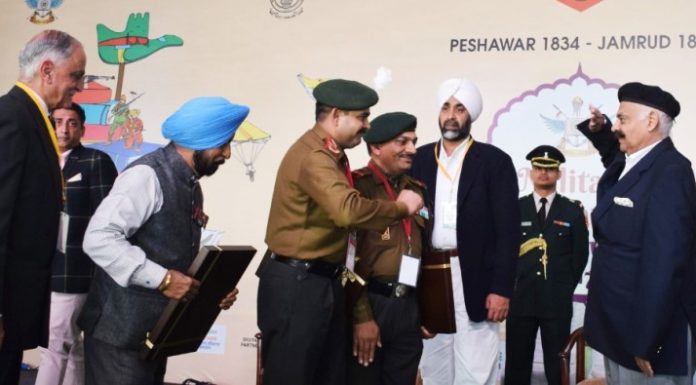 कारगिल वार: कैसे एक सिक्के ने बचाई इस वीर जवान की जान, सुनिए उनकी जुबानी Kargil war: how a coin saved the life of this brave young man