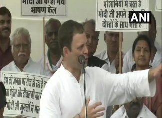 देश जिन मुद्दों में जवाब चाहता है, मोदी उसमे चुप रहते है: राहुल गाँधी