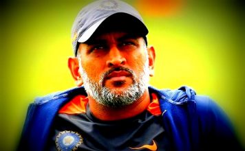 MS Dhoni ने अंतरराष्ट्रीय क्रिकेट से संन्यास की घोषणा की MS Dhoni ने अंतरराष्ट्रीय क्रिकेट से संन्यास की घोषणा की